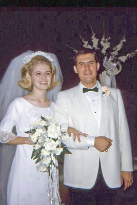 An image of Morris Webb, Jr. and his bride, Mary Hunt Webb.